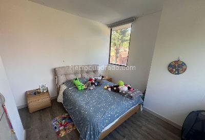 Apartamento de 3 alcobas en venta en Loma Beneitinos, Envigado, 180 m² · foto 14 de 20