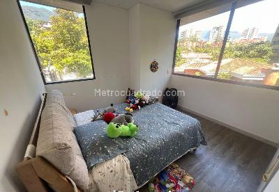 Apartamento de 3 alcobas en venta en Loma Beneitinos, Envigado, 180 m² · foto 16 de 20