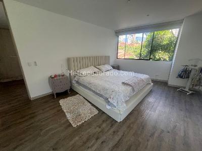 Apartamento de 3 alcobas en venta en Loma Beneitinos, Envigado, 180 m² · foto 7 de 20