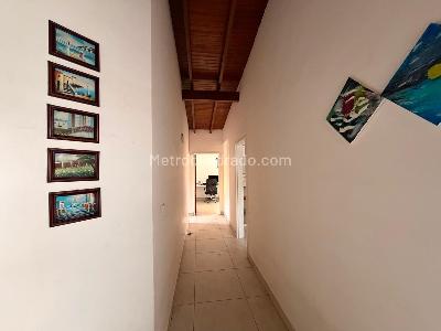 Apartamento de 4 alcobas en venta en Conquistadores, Medellín, 145 m² · foto 14 de 17