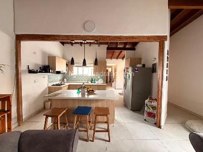 Apartamento de 4 alcobas en venta en Conquistadores, Medellín, 145 m² · foto 9 de 17