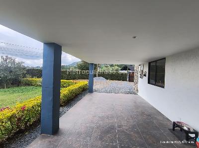 Casa de 4 alcobas en venta en Llanogrande, Rionegro · foto 8 de 16