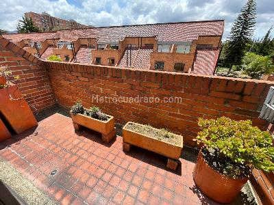 Casa de 3 alcobas en venta en Plazuela De Iberia Ii, Bogotá, 198 m² · foto 18 de 20