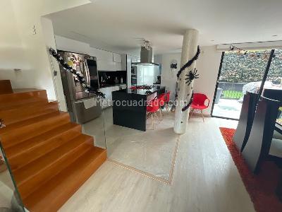 Casa de 4 alcobas en venta en Plazuela Iberia, Bogotá, 194 m² · foto 4 de 20