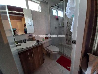 Casa de 4 alcobas en venta en Pontevedra, Bogotá, 232 m² · foto 7 de 18