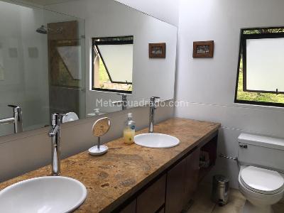 Casa de 3 alcobas en venta en Conjunto Residencial Arboretto, La Calera, 246 m² · foto 11 de 17