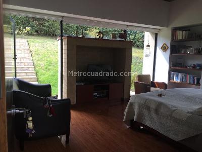 Casa de 3 alcobas en venta en Conjunto Residencial Arboretto, La Calera, 246 m² · foto 16 de 17