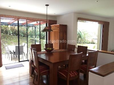 Casa de 3 alcobas en venta en Conjunto Residencial Arboretto, La Calera, 246 m² · foto 3 de 17