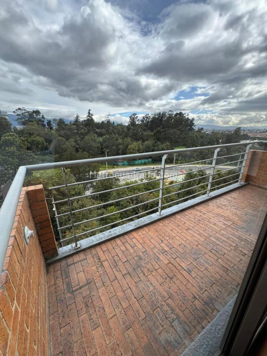 Apartamento en Arriendo  CERROS DE NIZA