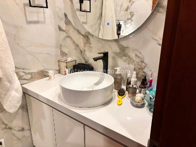 Apartamento de 3 alcobas en venta en Los Rosales, Bogotá, 142 m² · foto 11 de 14