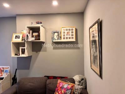 Apartamento de 3 alcobas en venta en Los Rosales, Bogotá, 142 m² · foto 5 de 14