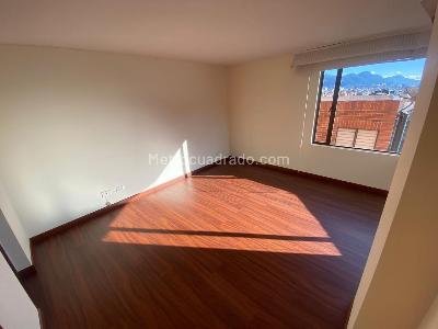 Apartamento en venta en Calleja Baja, Bogotá · foto 3 de 13