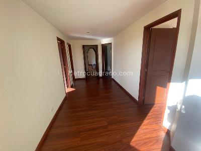 Apartamento en venta en Calleja Baja, Bogotá · foto 7 de 13