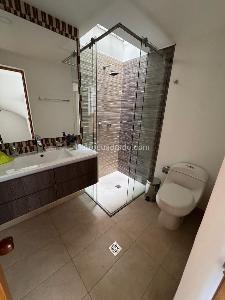 Casa de 4 alcobas en venta en Colina Campestre Gratamira, Bogotá, 240 m² · foto 11 de 20