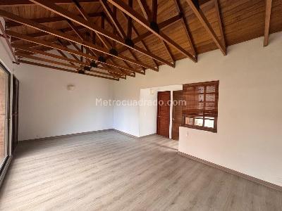 Casa de 4 alcobas en venta en Colina Campestre Gratamira, Bogotá, 240 m² · foto 20 de 20