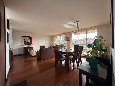 Apartamento de 3 alcobas en venta en Colina Campestre Gilmar, Bogotá, 142 m² · foto 4 de 20