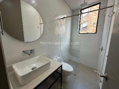 Apartamento de 1 alcoba en venta en Bella Suiza, Bogotá, 58 m² · foto 4 de 10