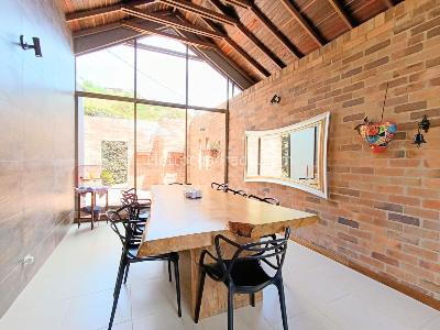 Casa de 3 alcobas en venta en Kalamary, Chía, 1100 m² · foto 5 de 18