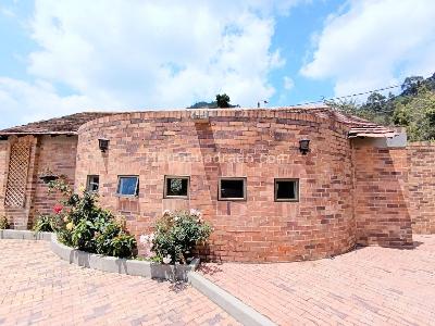 Casa de 3 alcobas en venta en Kalamary, Chía, 1100 m² · foto 16 de 18