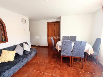 Casa de 5 alcobas en venta en Fontibon, Bogotá, 414 m² · foto 12 de 20