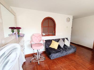 Casa de 5 alcobas en venta en Fontibon, Bogotá, 414 m² · foto 10 de 20