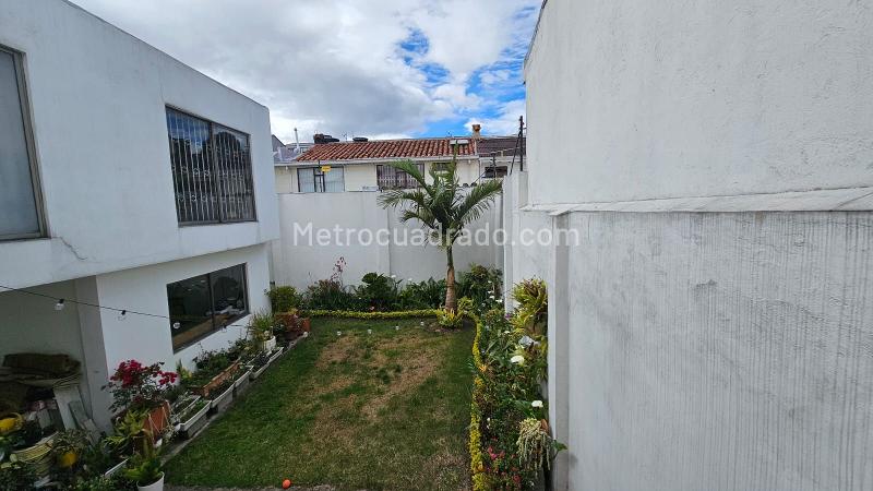House in Bogotá D.C. - Más