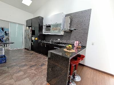 Casa de 4 alcobas en venta en Chico Norte Niza Sur, Bogotá, 390 m² · foto 6 de 20