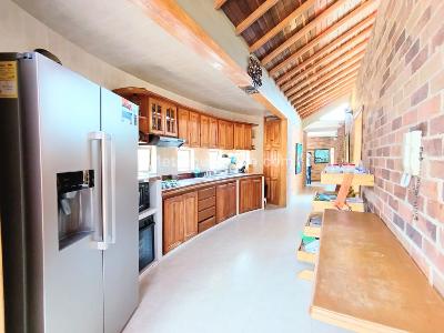 Casa de 3 alcobas en venta en Conjunto Residencial Kalamary, Chía, 1100 m² · foto 3 de 20