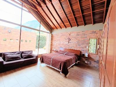 Casa de 3 alcobas en venta en Conjunto Residencial Kalamary, Chía, 1100 m² · foto 6 de 20
