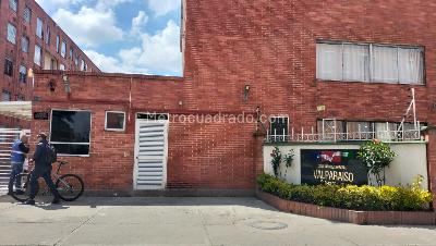 Apartamento de 2 alcobas en venta en Fontibon Valparaiso, Bogotá, 40 m² · foto 13 de 20