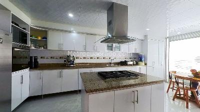 Casa de 4 alcobas en venta en La Alameda, Chía, 284 m² · foto 2 de 20