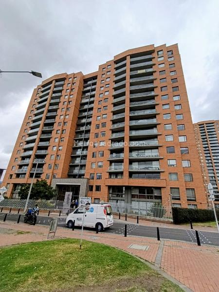 Piso – Bogotá, Niza, Localidad Suba - Más
