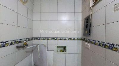 Apartamento de 3 alcobas en venta en Popular Modelo, Bogotá, 48 m² · foto 4 de 20