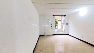 Casa de 2 alcobas en venta en Suba Tibabuyes, Bogotá, 50 m² · foto 12 de 20