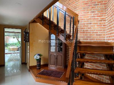 Casa de 4 alcobas en venta en San Jose De Bavaria, Bogotá, 500 m² · foto 13 de 20