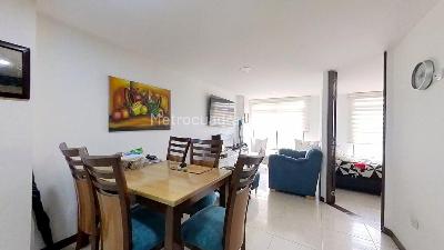 Apartamento de 3 alcobas en venta en La Granja, Bogotá, 73 m² · foto 7 de 18