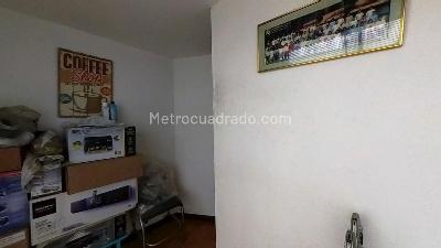 Apartamento de 3 alcobas en venta en Puente Largo, Bogotá, 92 m² · foto 16 de 20