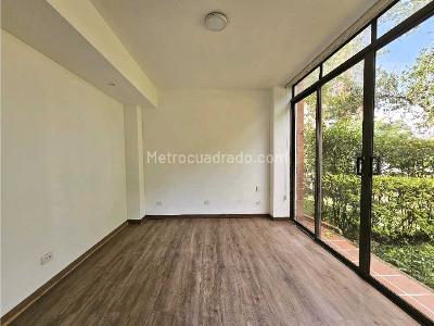 Casa de 5 alcobas en venta en El Poblado, Medellín, 270 m² · foto 12 de 20