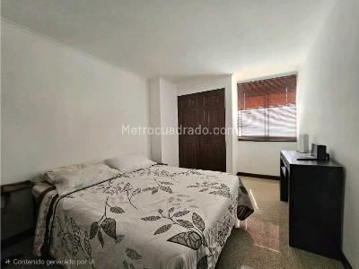 Apartamento de 3 alcobas en venta en Los Colores, Medellín, 129 m² · foto 18 de 20