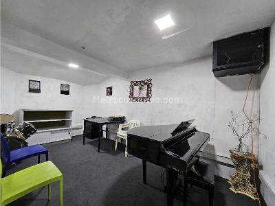 Casa de 1 alcoba en venta en San Javier, Medellín, 124 m² · foto 4 de 13