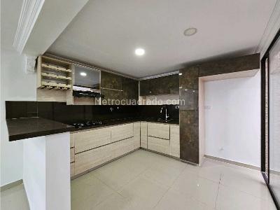 Casa de 3 alcobas en venta en El Porvenir, Rionegro, 174 m² · foto 6 de 20