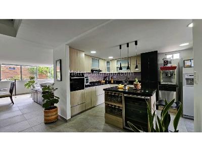 Apartamento de 3 alcobas en venta en Belen Miravalle, Medellín, 118 m² · foto 8 de 20