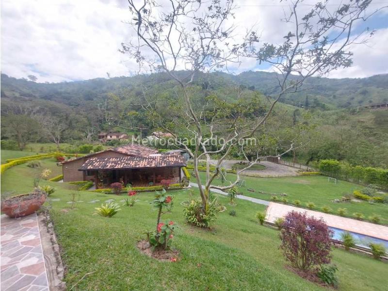Casa – Girardota - Vista 2