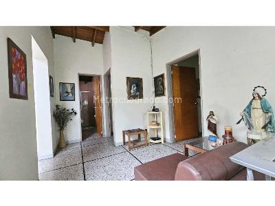 Casa de 5 alcobas en venta en Belen Nogal, Medellín, 225 m² · foto 12 de 20