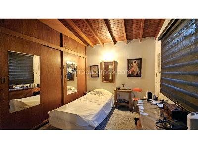 Casa de 5 alcobas en venta en Belen Nogal, Medellín, 225 m² · foto 17 de 20