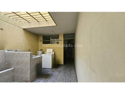Casa de 5 alcobas en venta en Belen Nogal, Medellín, 225 m² · foto 9 de 20