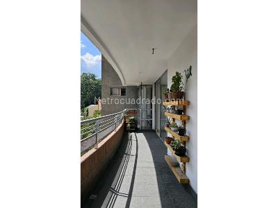 Apartamento en venta en Laureles, Medellín · foto 7 de 20