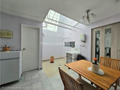 Casa de 3 alcobas en venta en Simon Bolivar, Medellín, 180 m² · foto 11 de 20