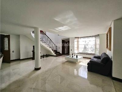 Casa en venta en Loma Del Chocho, Envigado · foto 2 de 20