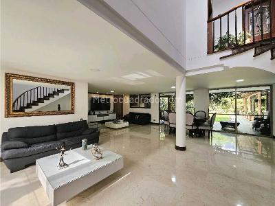 Casa en venta en Loma Del Chocho, Envigado · foto 5 de 20